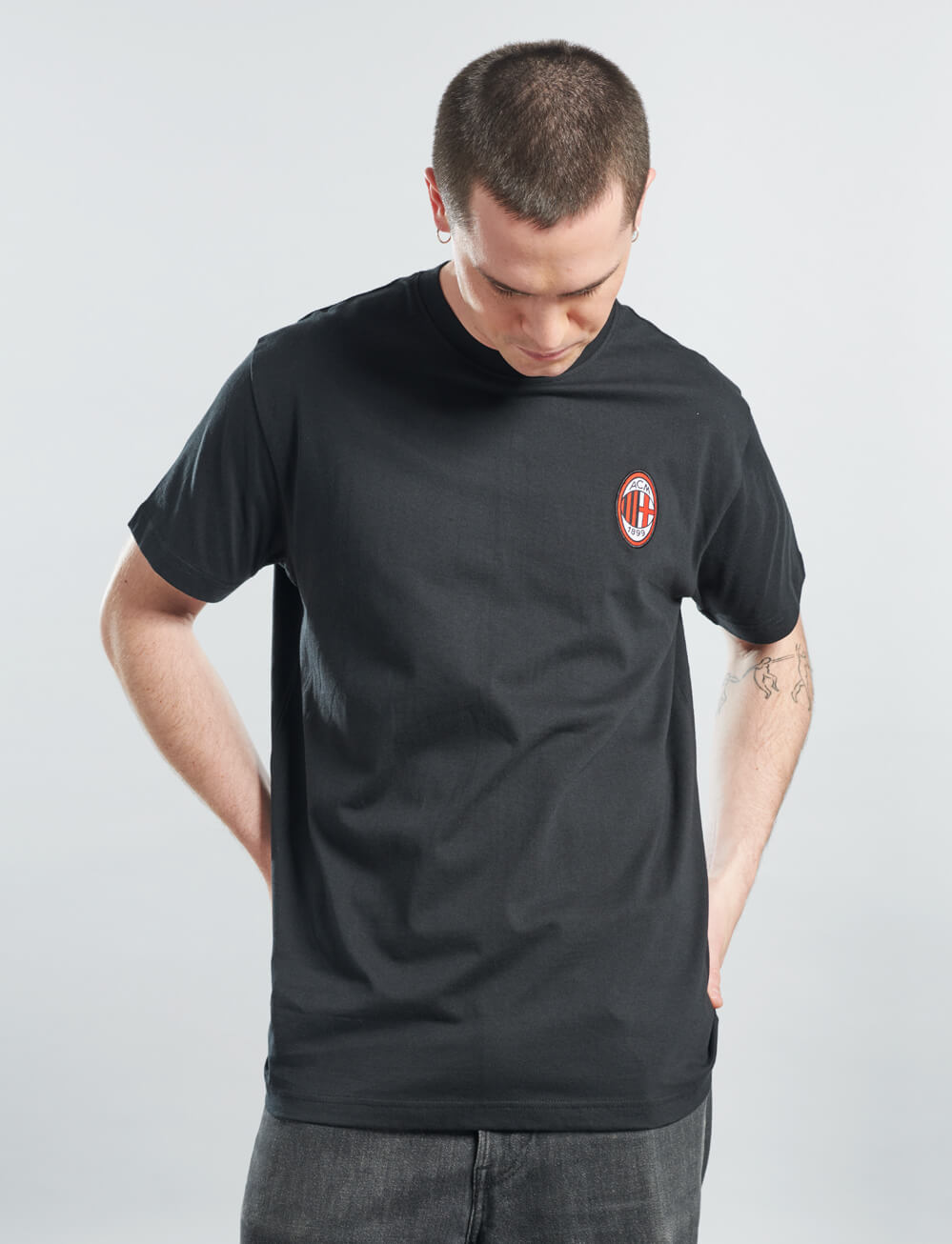 Official AC Milan Core T-Shirt - Black - The World Football Store